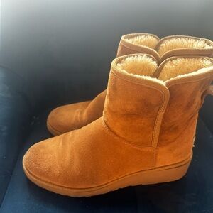Mini Wedge Uggs